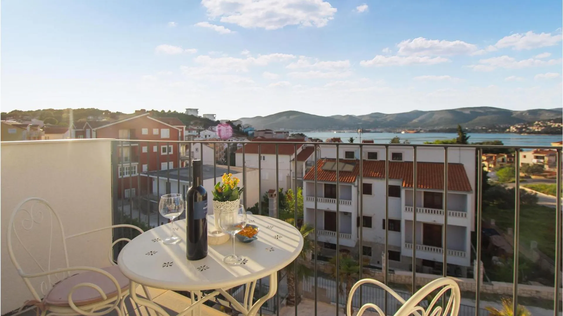 Beautiful Apartment In Okrug Gornji With Kitchen Trogir Croatia