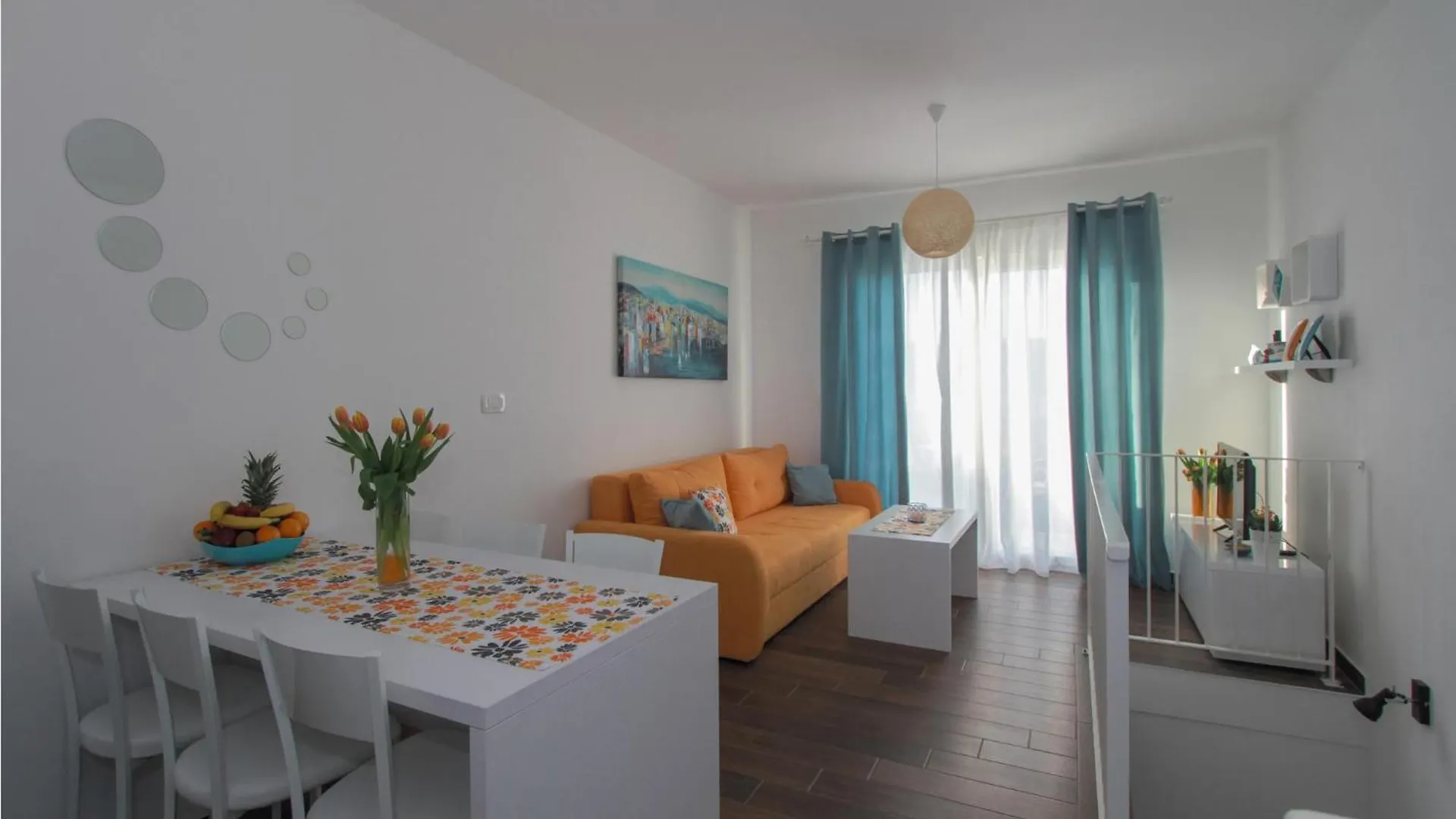 Beautiful Apartment In Okrug Gornji With Kitchen Trogir 0*,