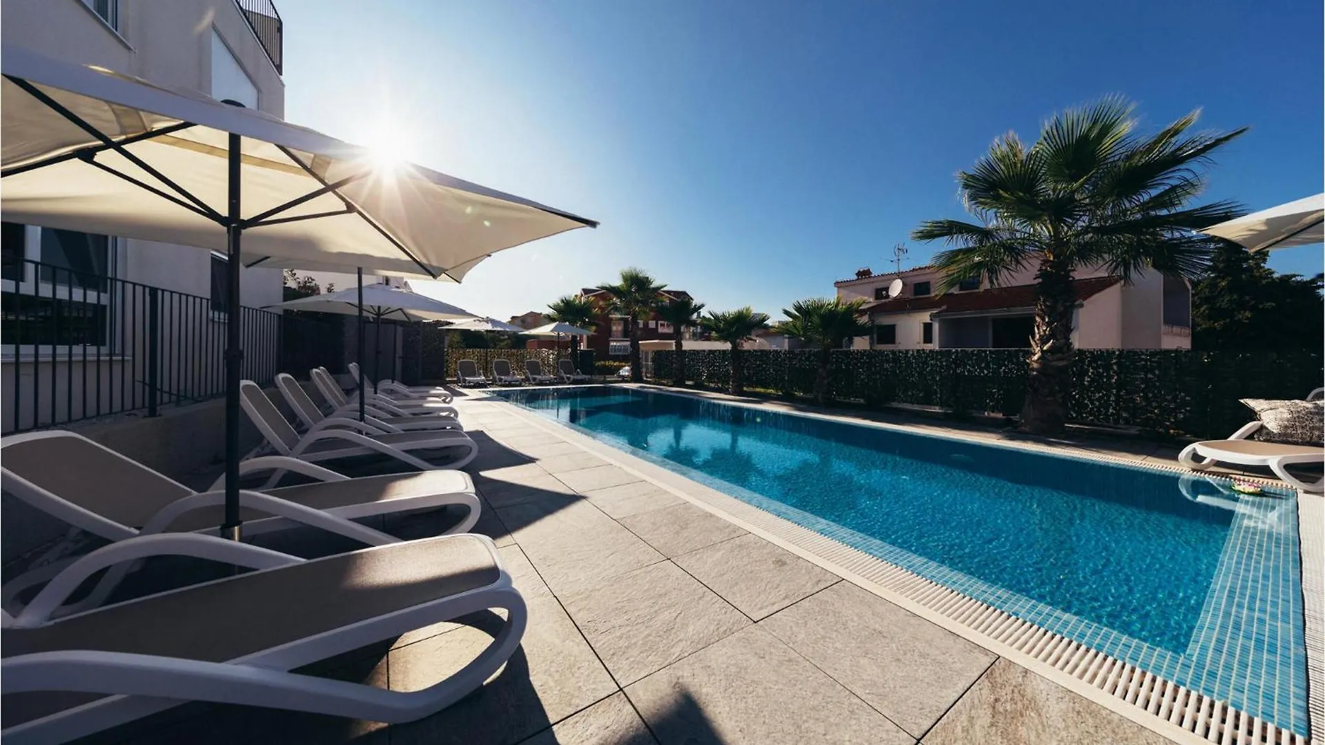 Beautiful Apartment In Okrug Gornji With Kitchen Trogir 0*,