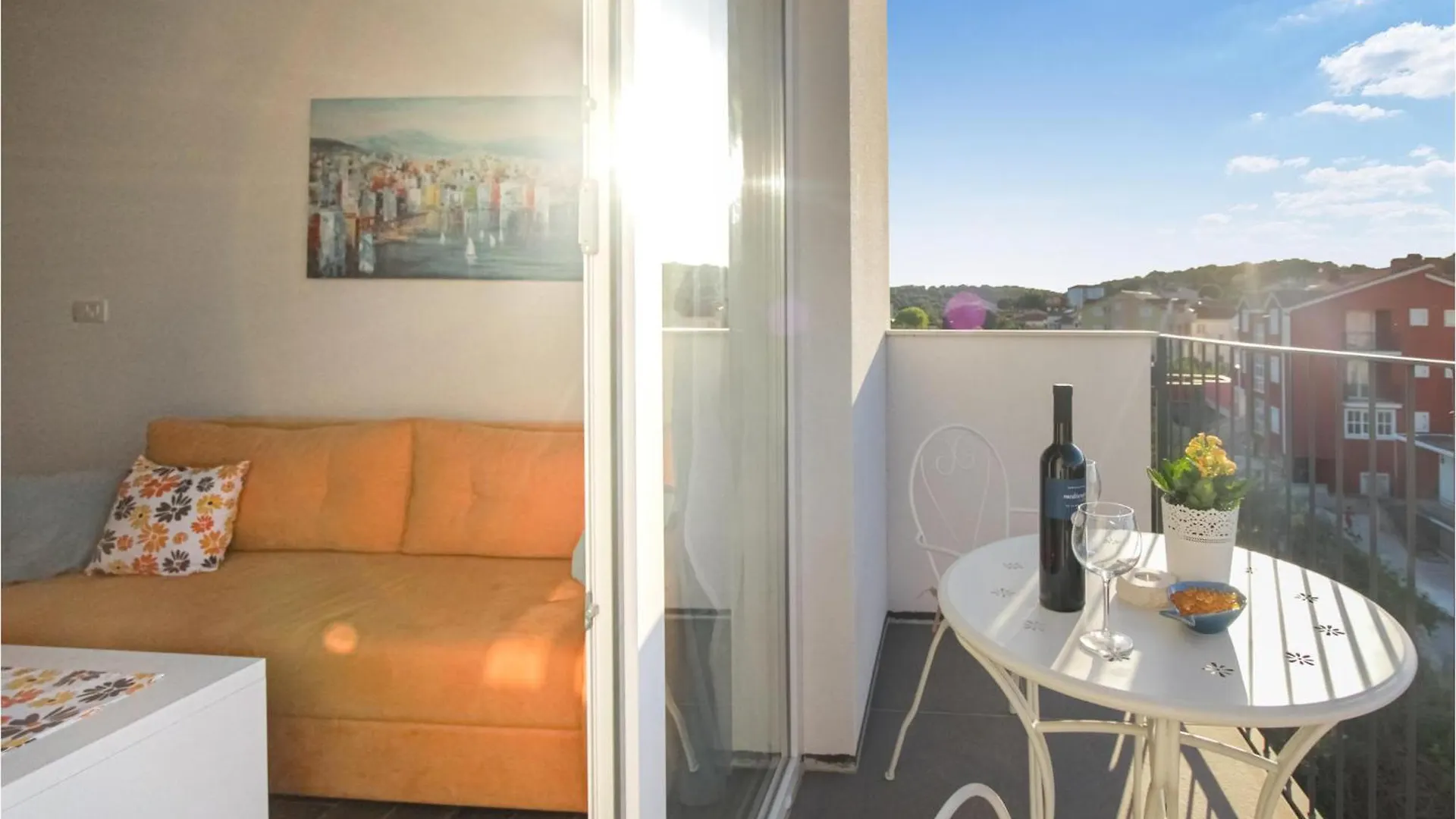 Beautiful Apartment In Okrug Gornji With Kitchen Trogir