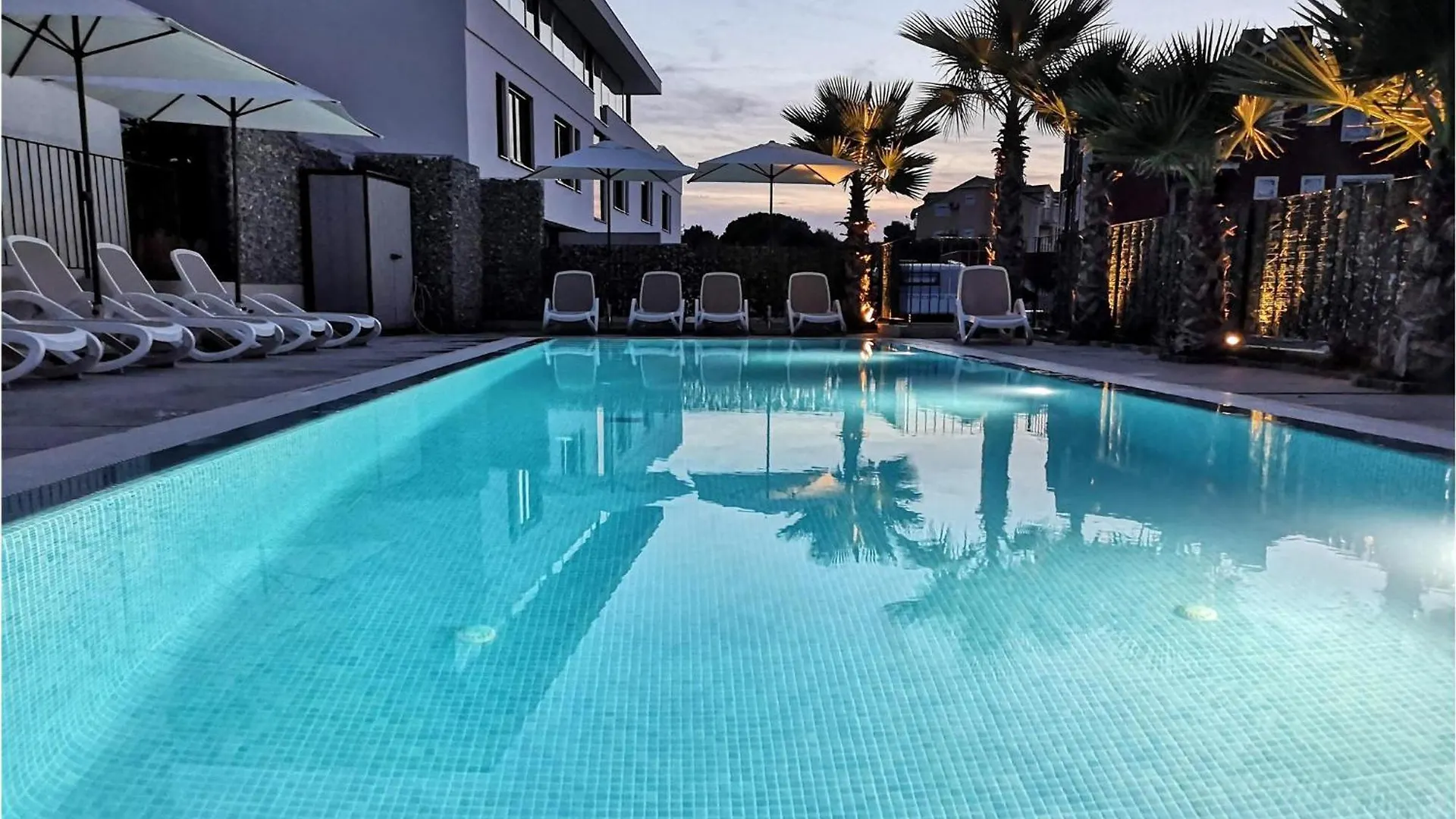 Beautiful Apartment In Okrug Gornji With Kitchen Trogir