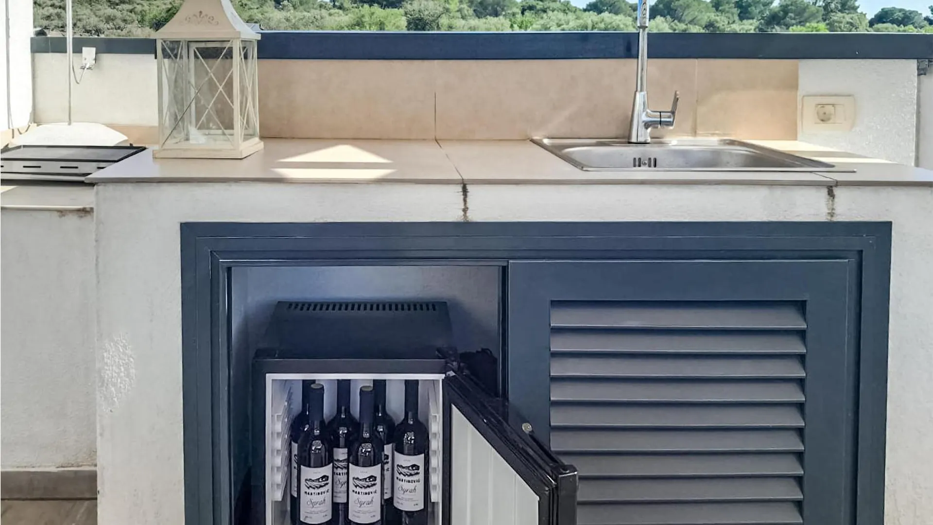 Beautiful Apartment In Okrug Gornji With Kitchen Trogir 0*,  Croatia