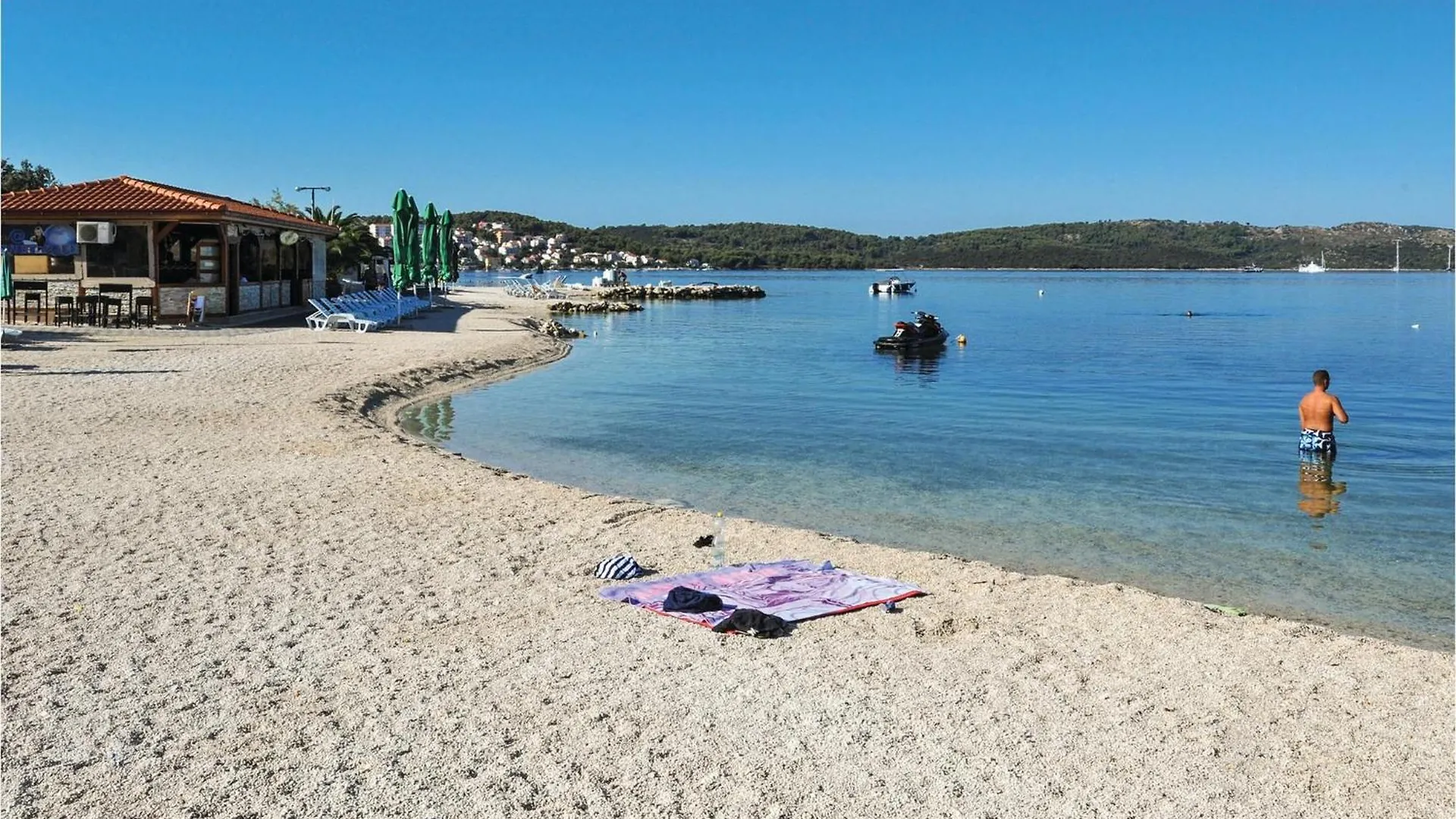 Beautiful Apartment In Okrug Gornji With Kitchen Trogir Croatia